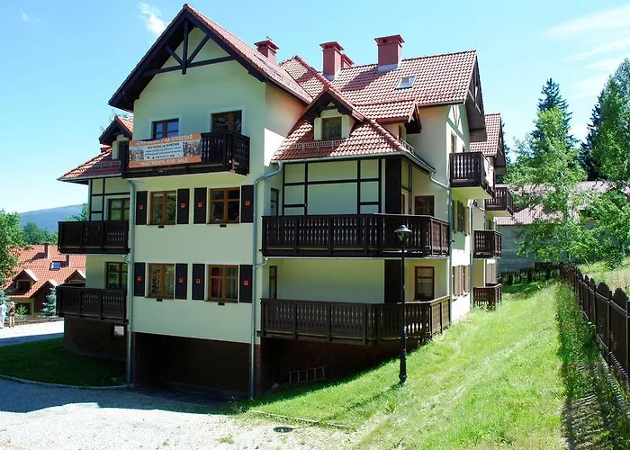 Apartment Klimatyczne Sun Seasons 24 W Szklarskiej Porebie By Renters